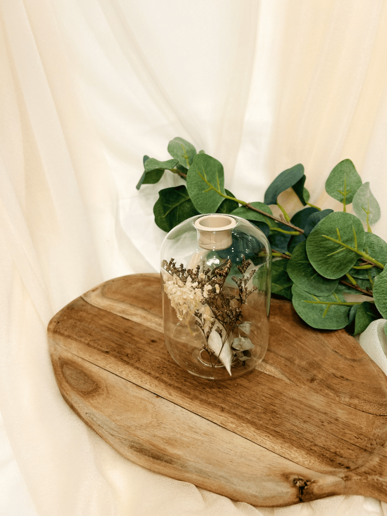Kerzenständer mit Trockenblumen