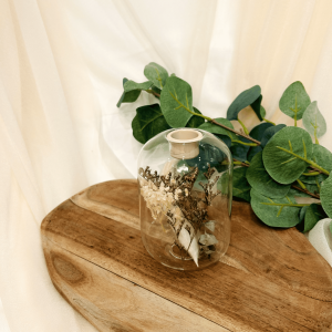 Kerzenständer mit Trockenblumen