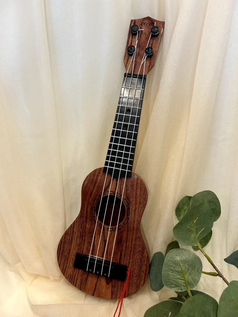 Kindergitarre
